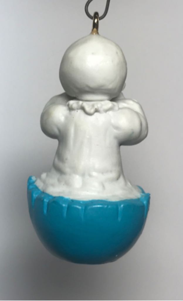 Hatching Munchkin - The Wizard Of Oz (Movies & TV) ornament collectible - Main Image 2