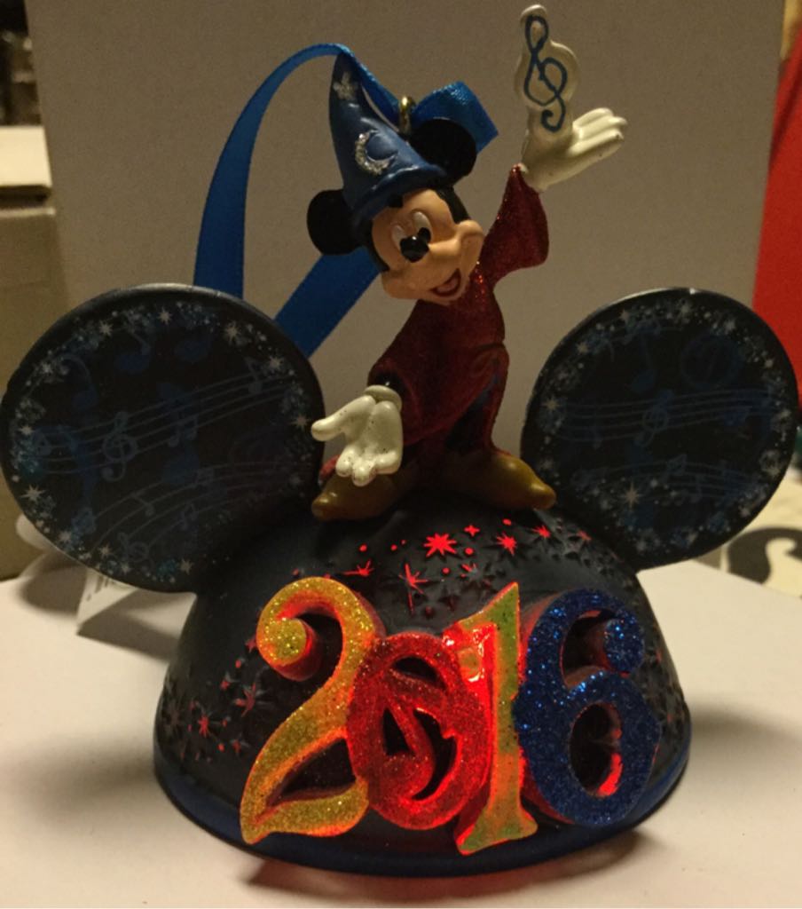 Fantasia Mickey On Hat - Theme Park (Disney) ornament collectible - Main Image 2