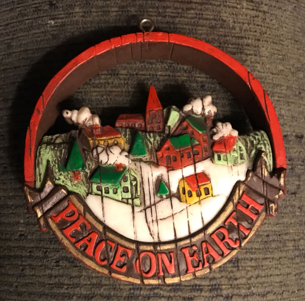 Bradford - Round - Figural - Merry Xmas/Candles - Silver