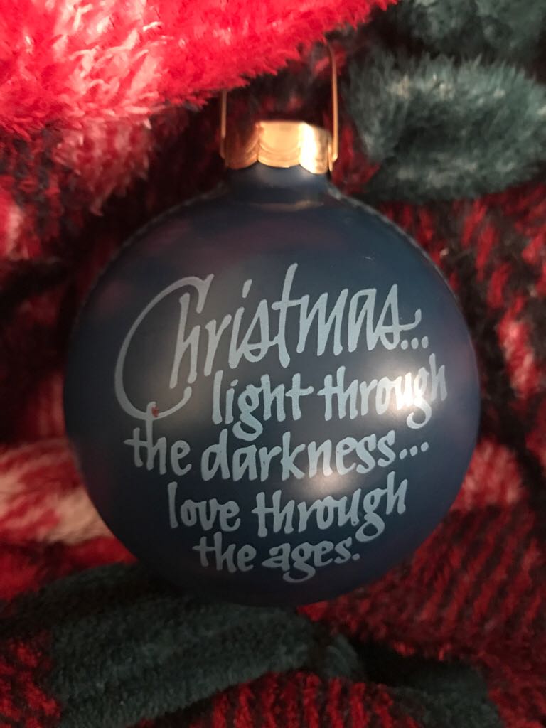 Nativity  (Magic) ornament collectible - Main Image 2