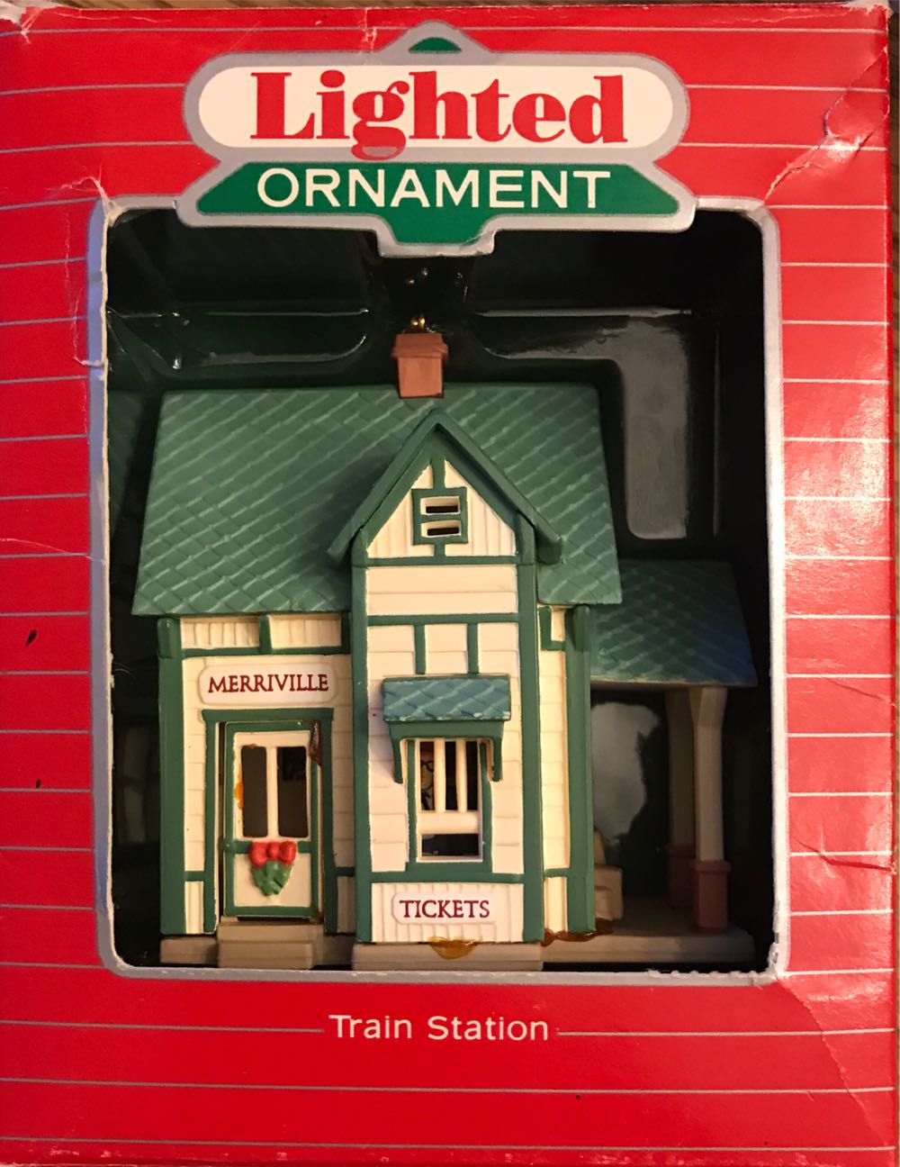 Train Station  (Magic) ornament collectible - Main Image 3