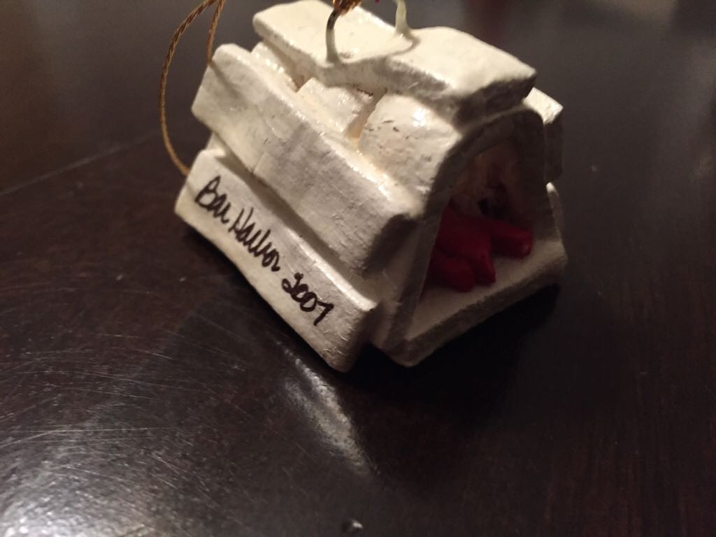 Arrow - Wood - Stocking With Dog