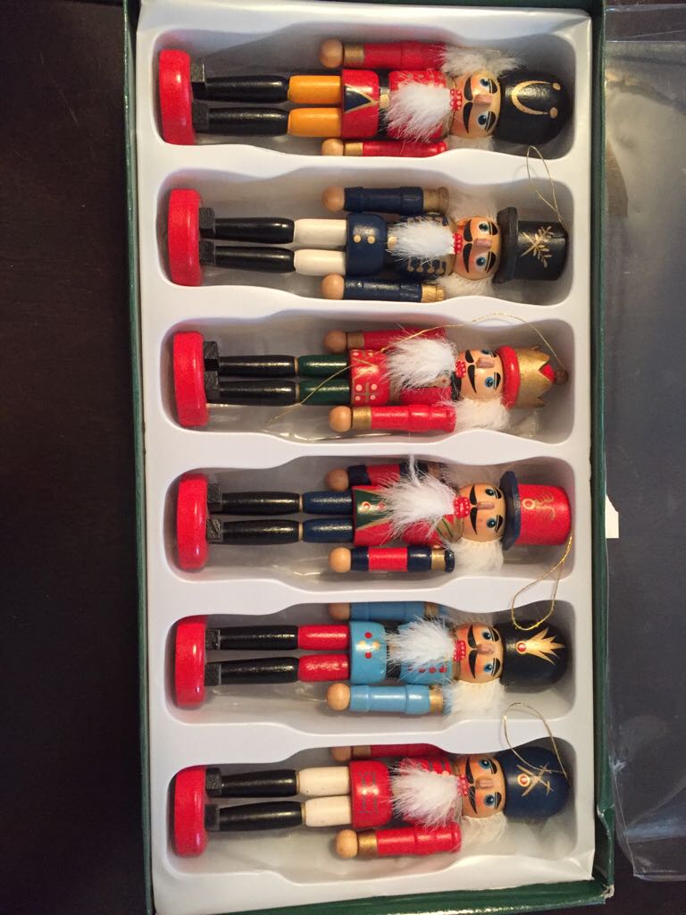 Kris And The Kringles