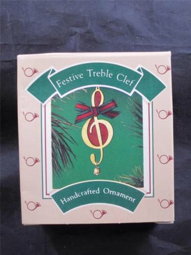 Festive Treble Clef - Christmas Medley (Collection) ornament collectible - Main Image 2