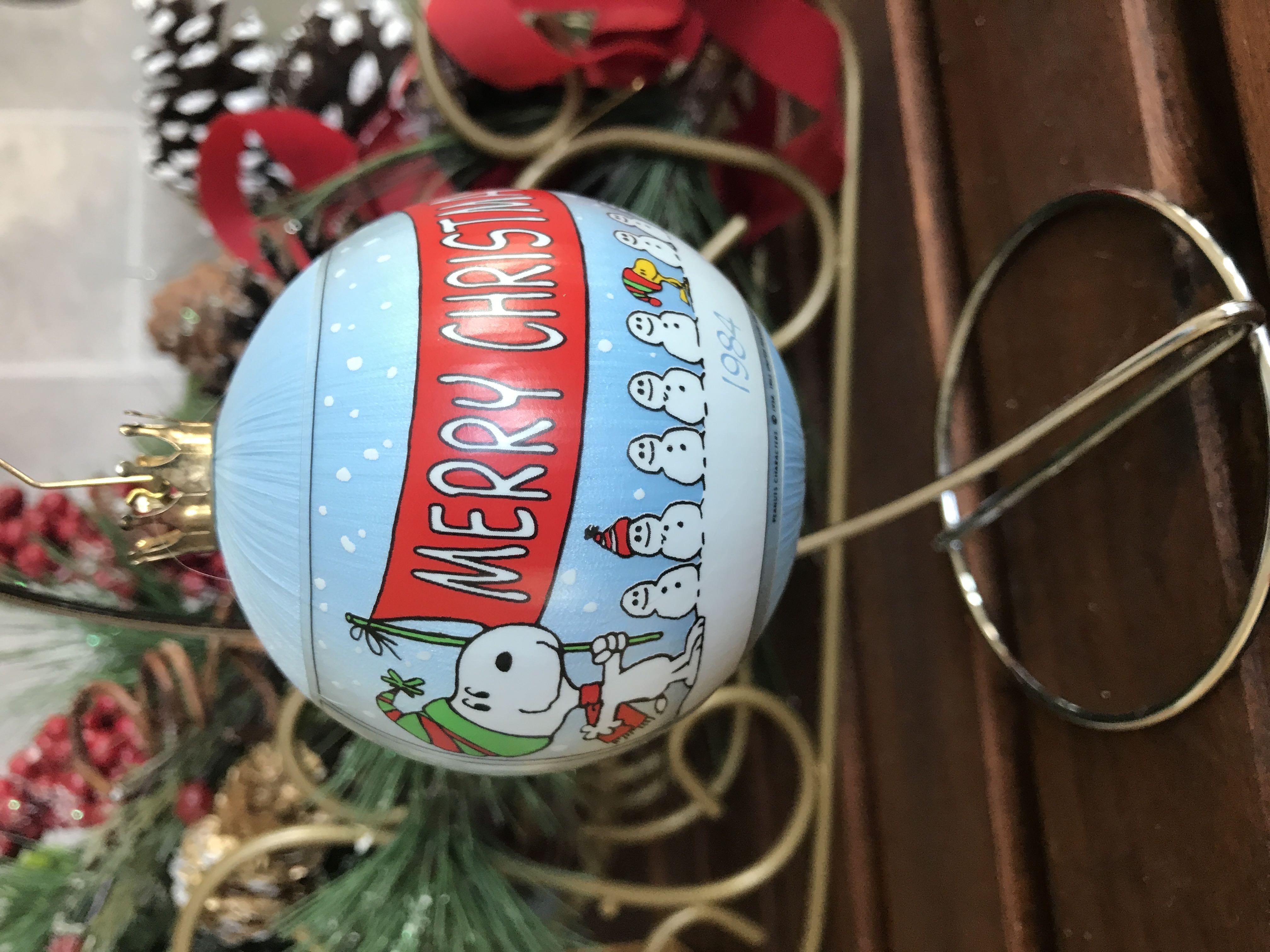Peanuts 1984 Ball  (Peanuts) ornament collectible - Main Image 3