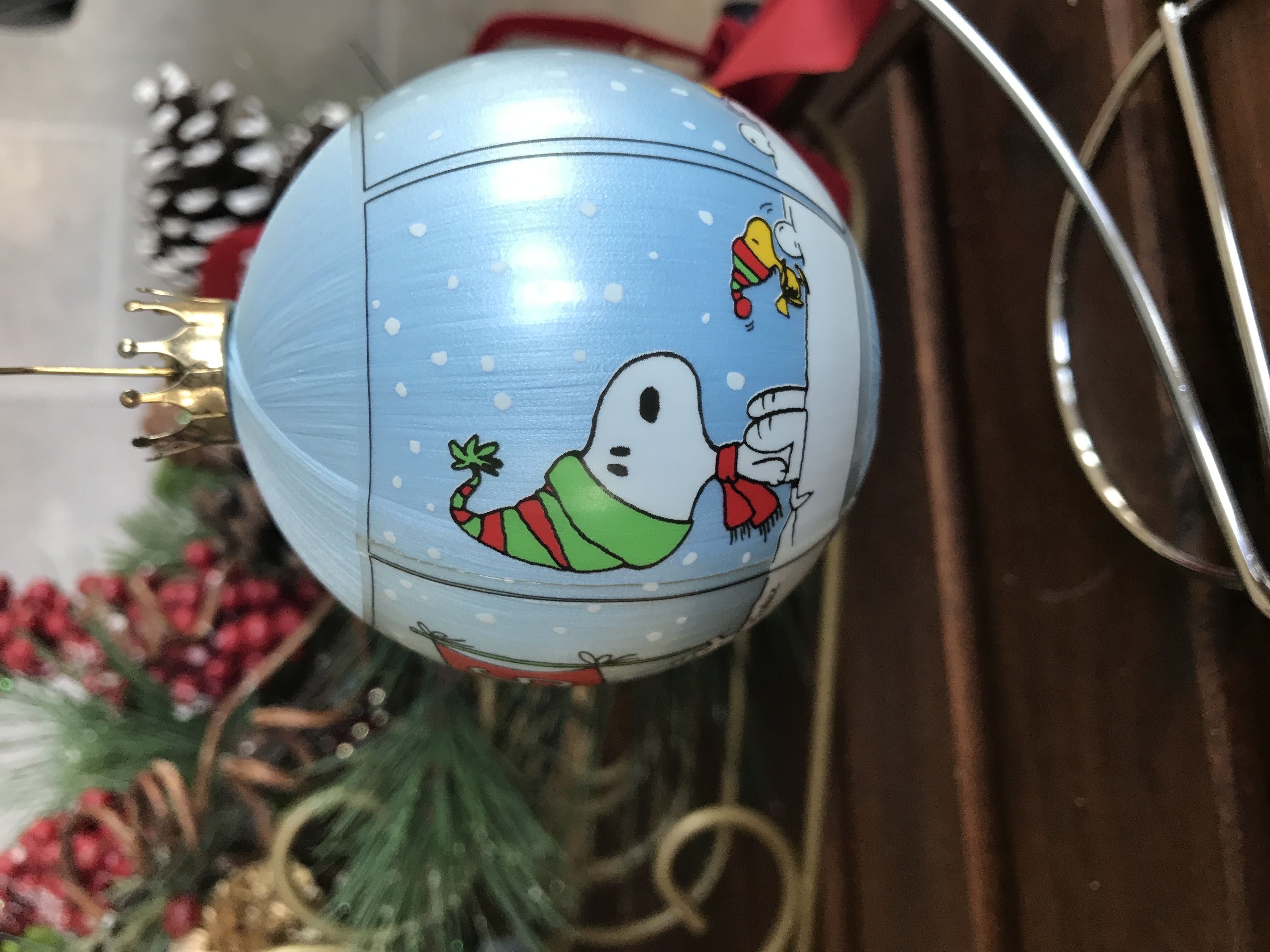 Peanuts 1984 Ball  (Peanuts) ornament collectible - Main Image 4