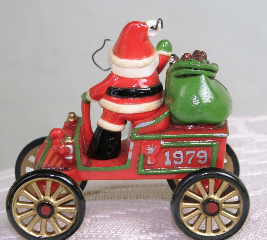 #1 Here Comes Santa -Santa’s Motor Car - Here Comes Santa (Collectible Series) ornament collectible - Main Image 2