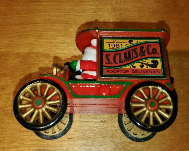 Here Comes Santa - 1981 - #3 - Rooftop Deliveries - Here Comes Santa (Collectible Series) ornament collectible - Main Image 2