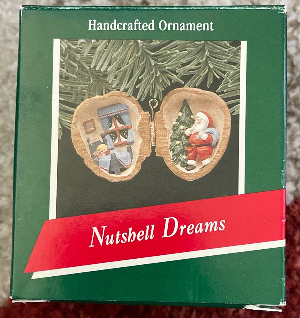 Nutshell Dreams - In A Nutshell, Unofficial Series (Nutshell) ornament collectible - Main Image 2