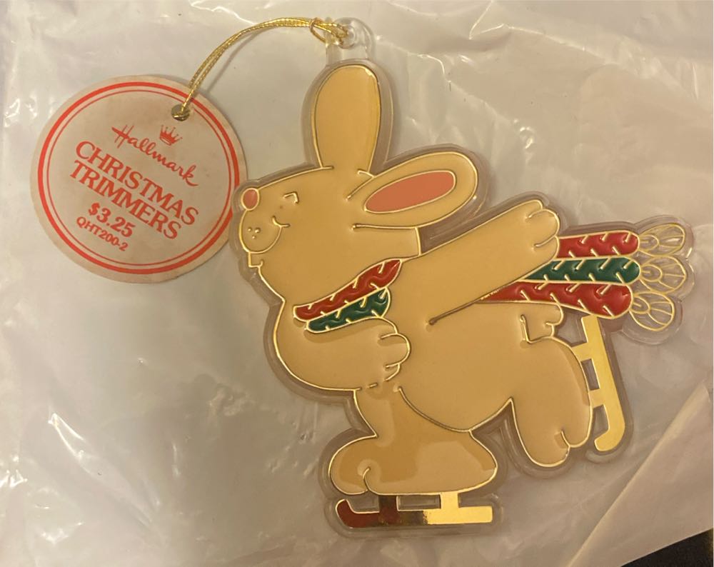 Tree Trimmer - Skating Rabbit - Tree Trimmers Ornament (Ice Skating, Rabbit, Winter) ornament collectible - Main Image 2