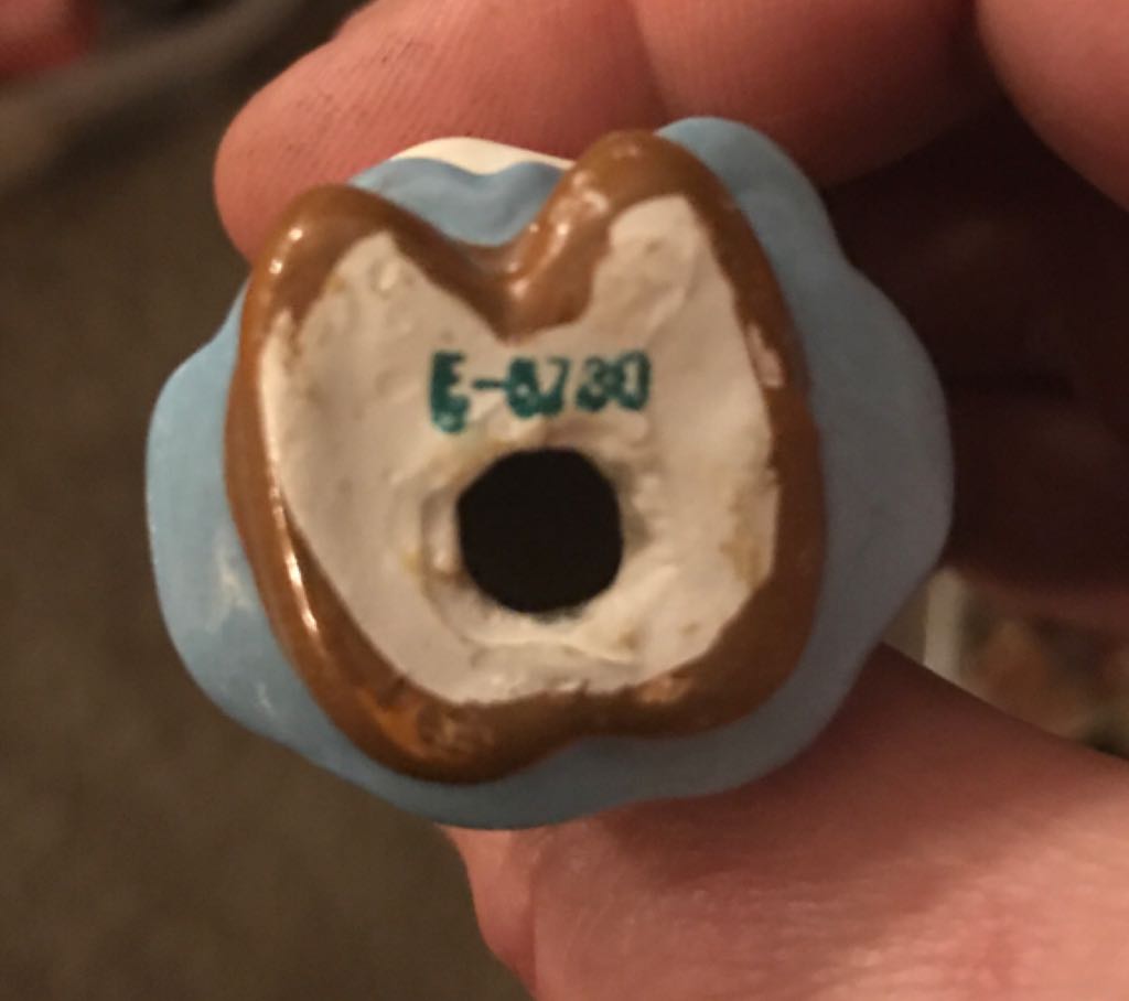 Porcelain - Dutch Girl  ornament collectible - Main Image 2