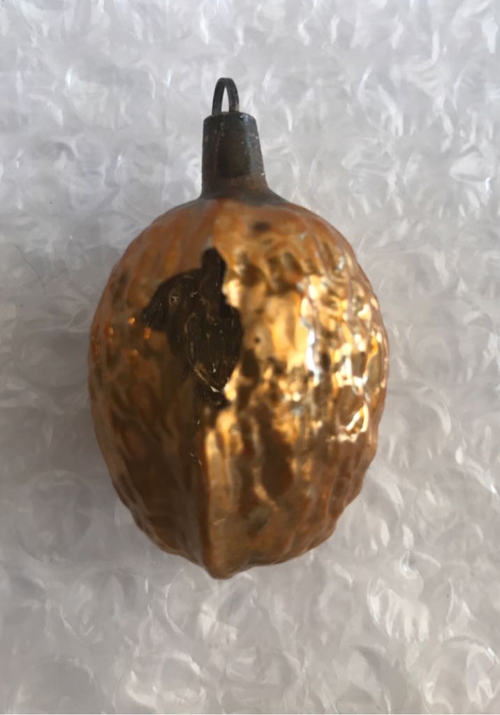 Figural - Walnut - Walnut (Figural) ornament collectible - Main Image 2