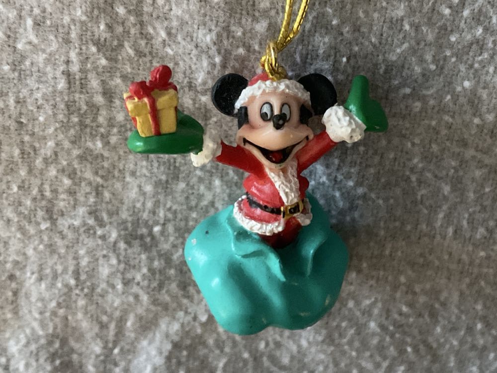 Mickey And Minnie Mouse Christmas - Enesco mickey unlimited (Disney Mickey And Minnie) ornament collectible - Main Image 2