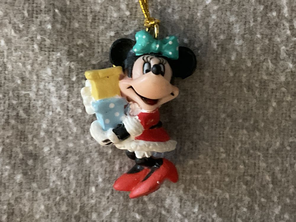 Mickey And Minnie Mouse Christmas - Enesco mickey unlimited (Disney Mickey And Minnie) ornament collectible - Main Image 3