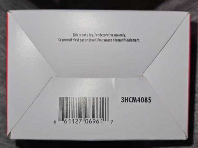 Grogu - Star Wars - The Mandalorian (Star Wars The Mandalorian) ornament collectible [Barcode 661127069617] - Main Image 3