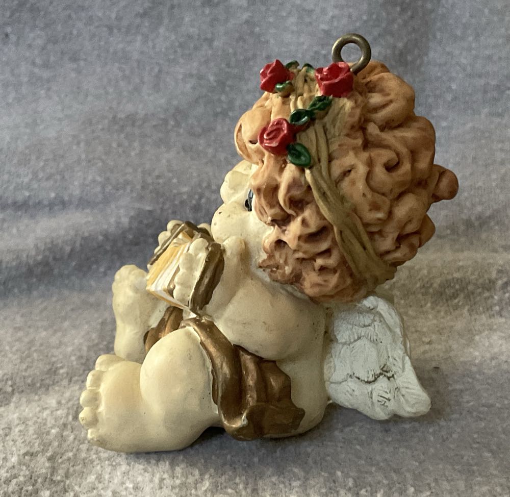 Cherub  (Christmas) ornament collectible - Main Image 2