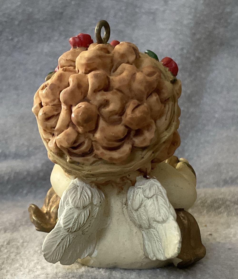 Cherub  (Christmas) ornament collectible - Main Image 3