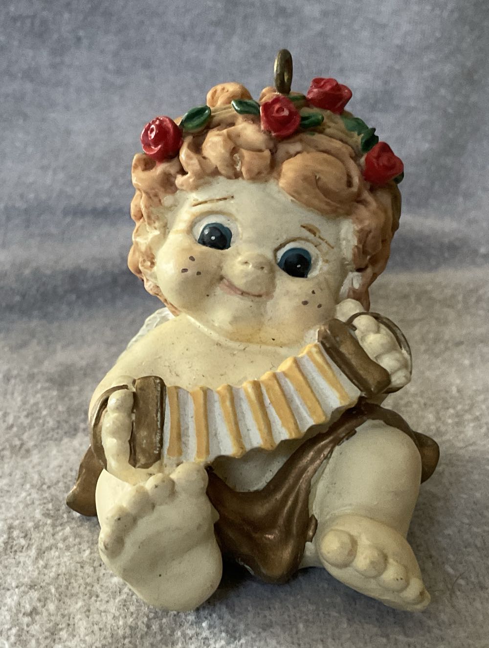 Cherub  (Christmas) ornament collectible - Main Image 4
