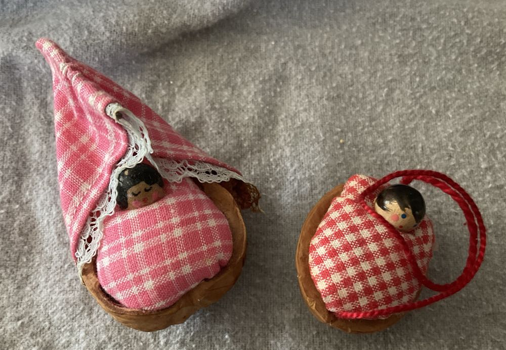 Christmas Cornet Cracker