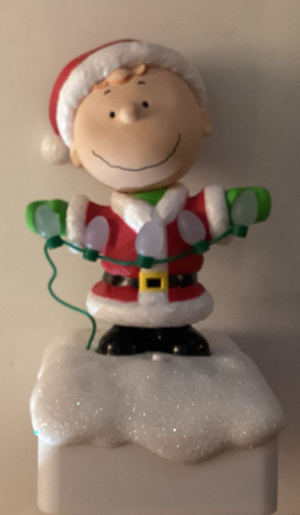 Nib Hallmark Disney Mickey Mouse Holding Puppy Tree Holiday Ornament