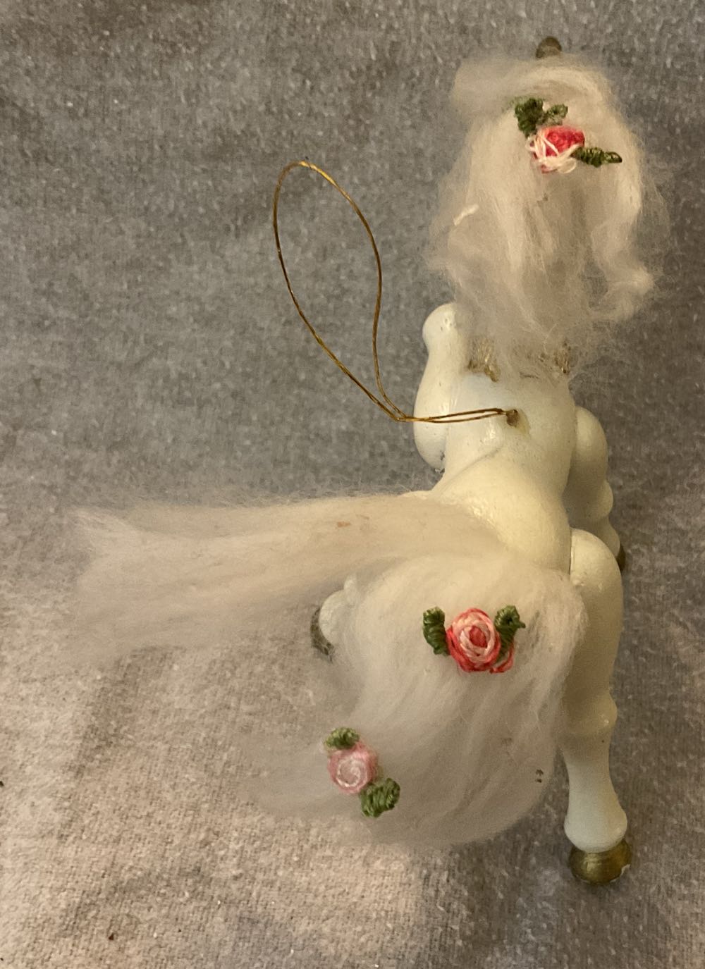 Unicorn: Kurt Adler Painted Wood Unicorn Sitting  (Fantasy/Sci-fi) ornament collectible - Main Image 3