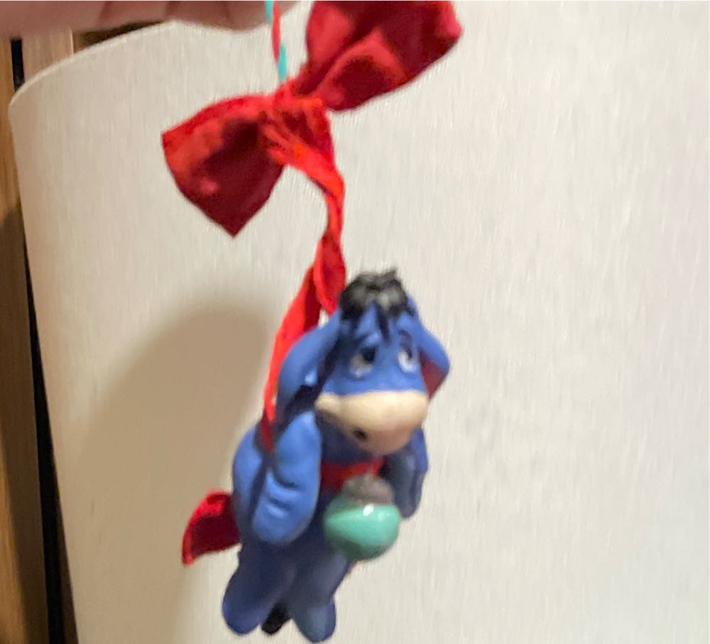 Eeyore - Red Ribbon - Winne The Pooh (Disney) ornament collectible - Main Image 2