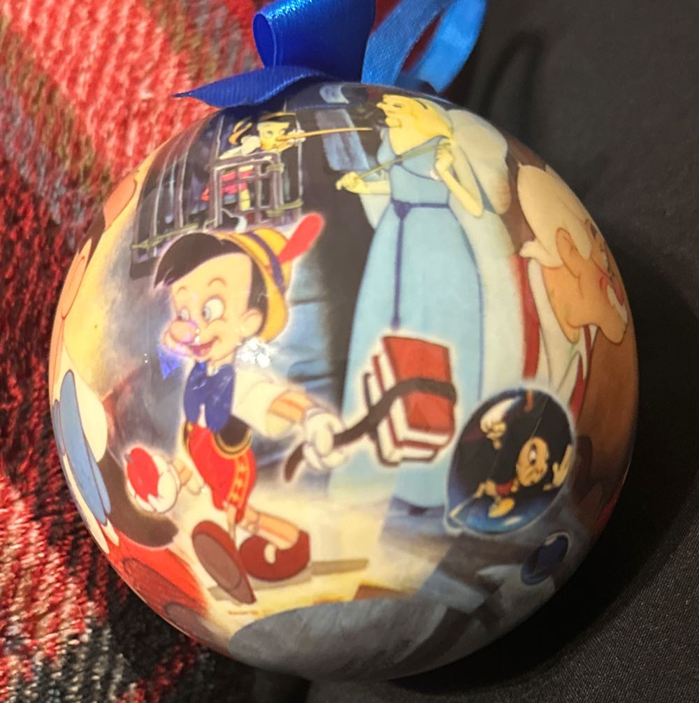 Disney-pincchio  ornament collectible - Main Image 2