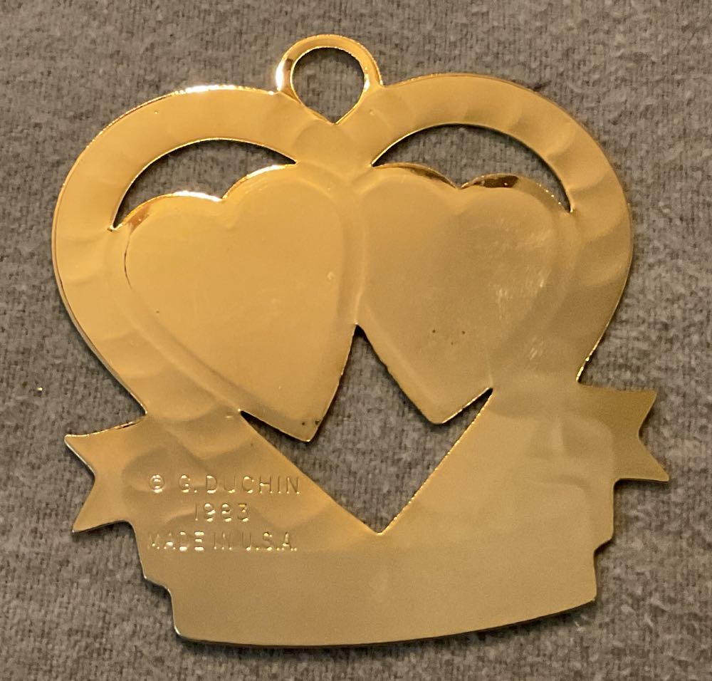 Brass Ornament: Susie And Frank In Hearts  (Christmas) ornament collectible - Main Image 2
