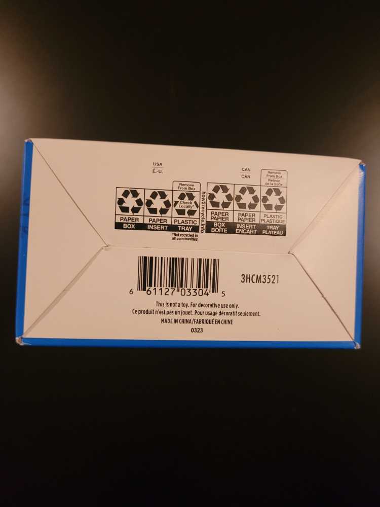 Funko Pop! Star Wars Darth Vader Christmas ... - Funko Pop! ornament collectible [Barcode 661127045826] - Main Image 4