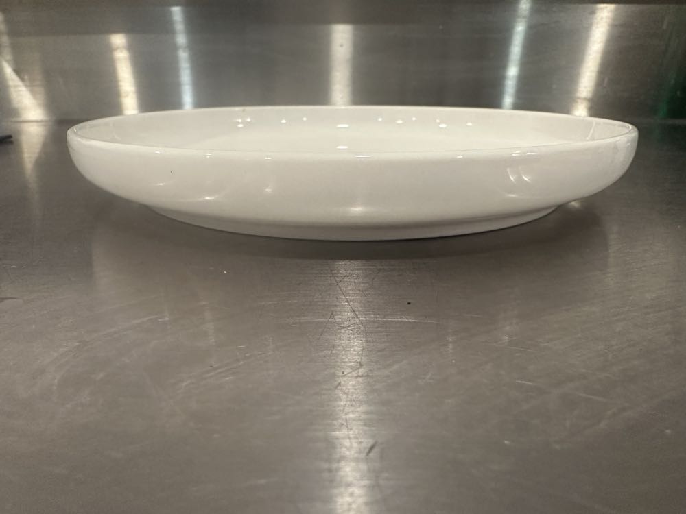 Plate Side - White 18cm ornament collectible - Main Image 2