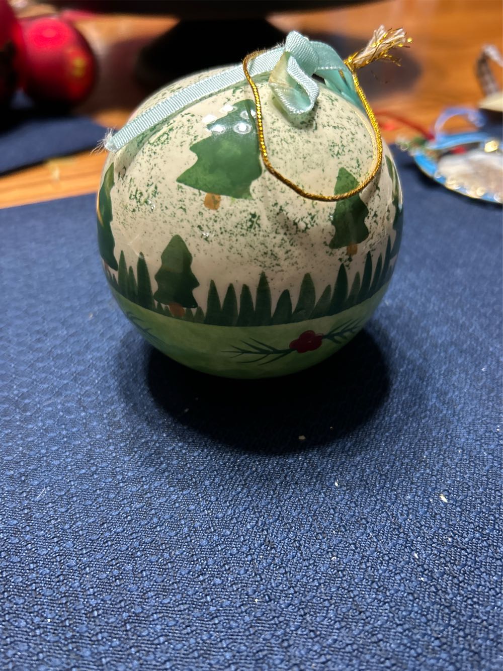 Great Wolf Lodge  (Nature) ornament collectible - Main Image 2