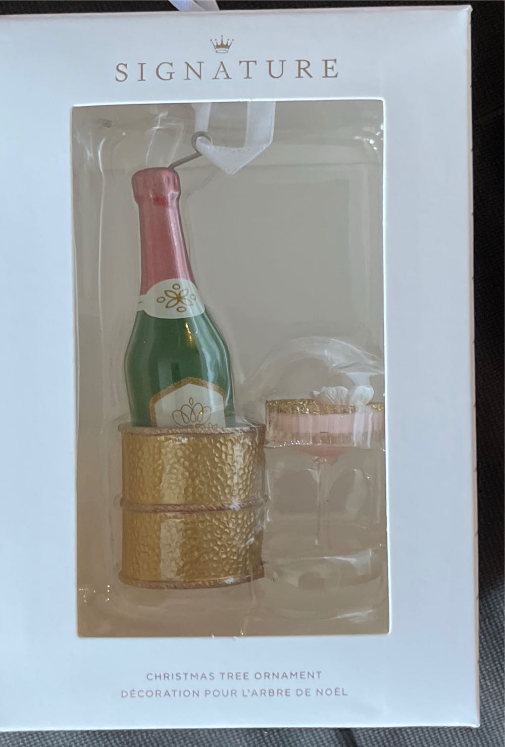 Signature Champagne - Signature (Kitchen, Food) ornament collectible [Barcode 661127047141] - Main Image 2