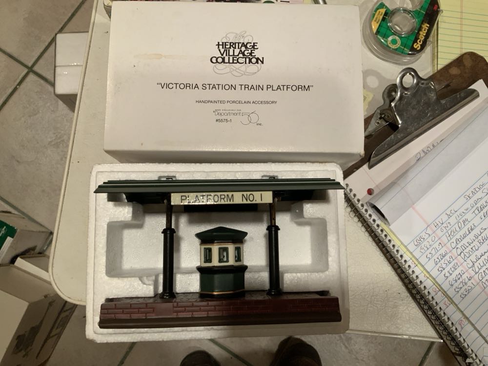 Olde World Santa - Bucs