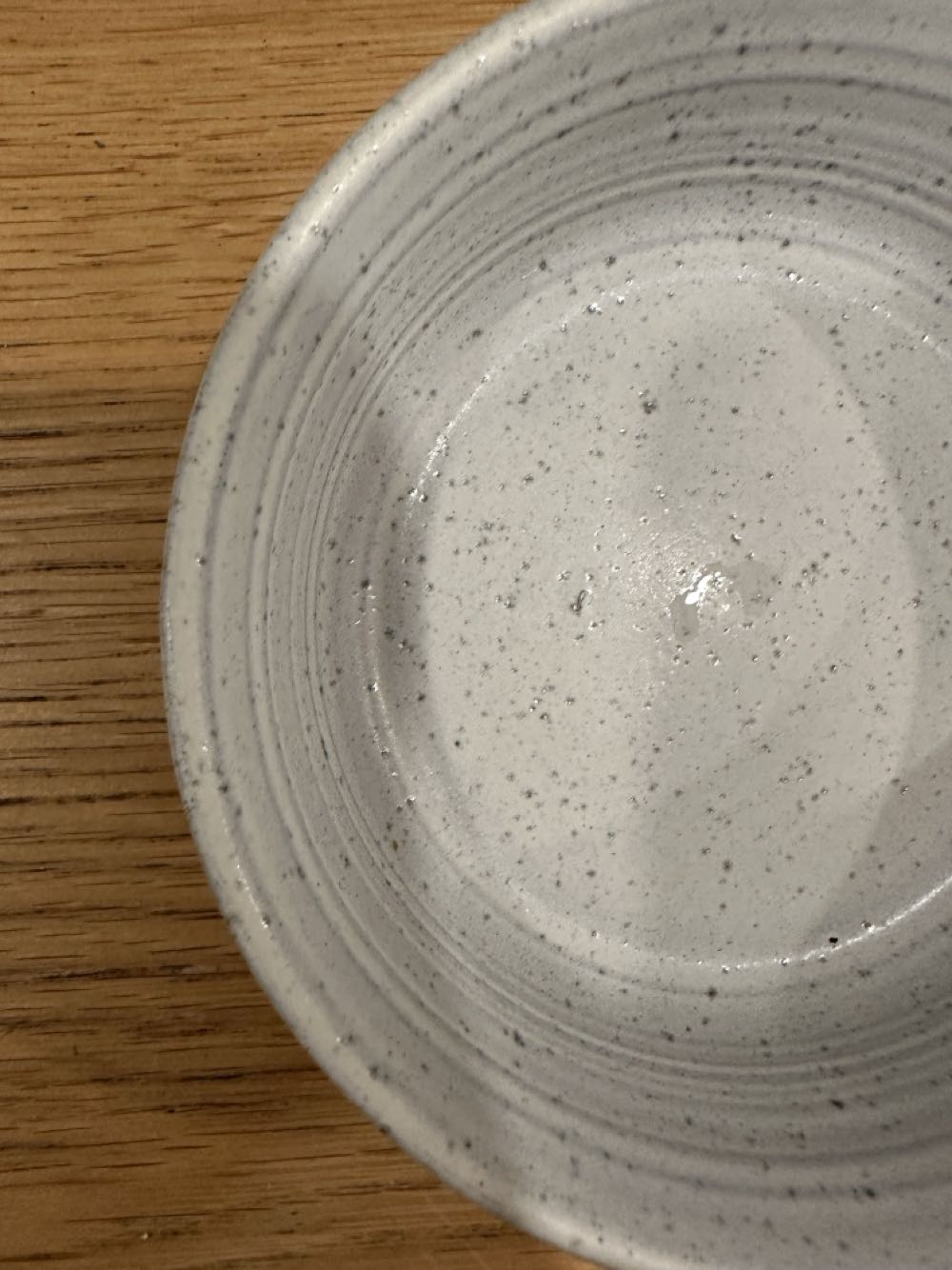 Bowl Small Grey/white 11cm  ornament collectible [Barcode 5059959519403] - Main Image 2