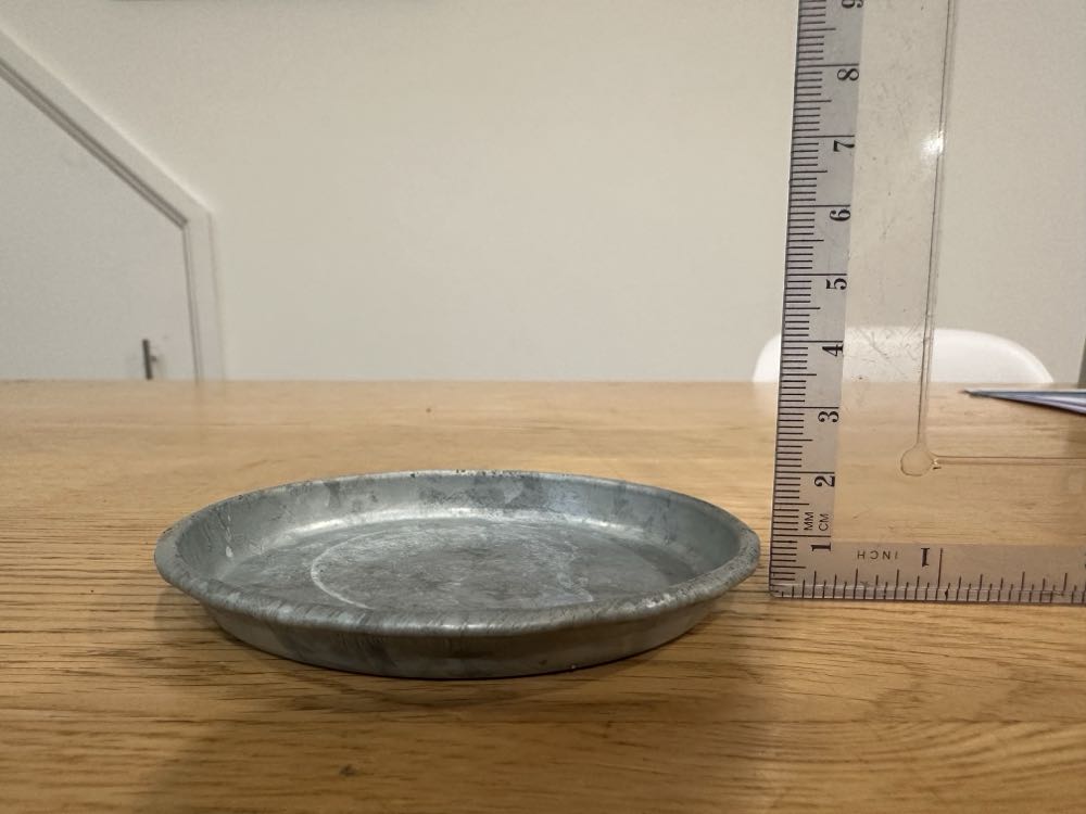 Plate Small Metal 9cm  ornament collectible - Main Image 2