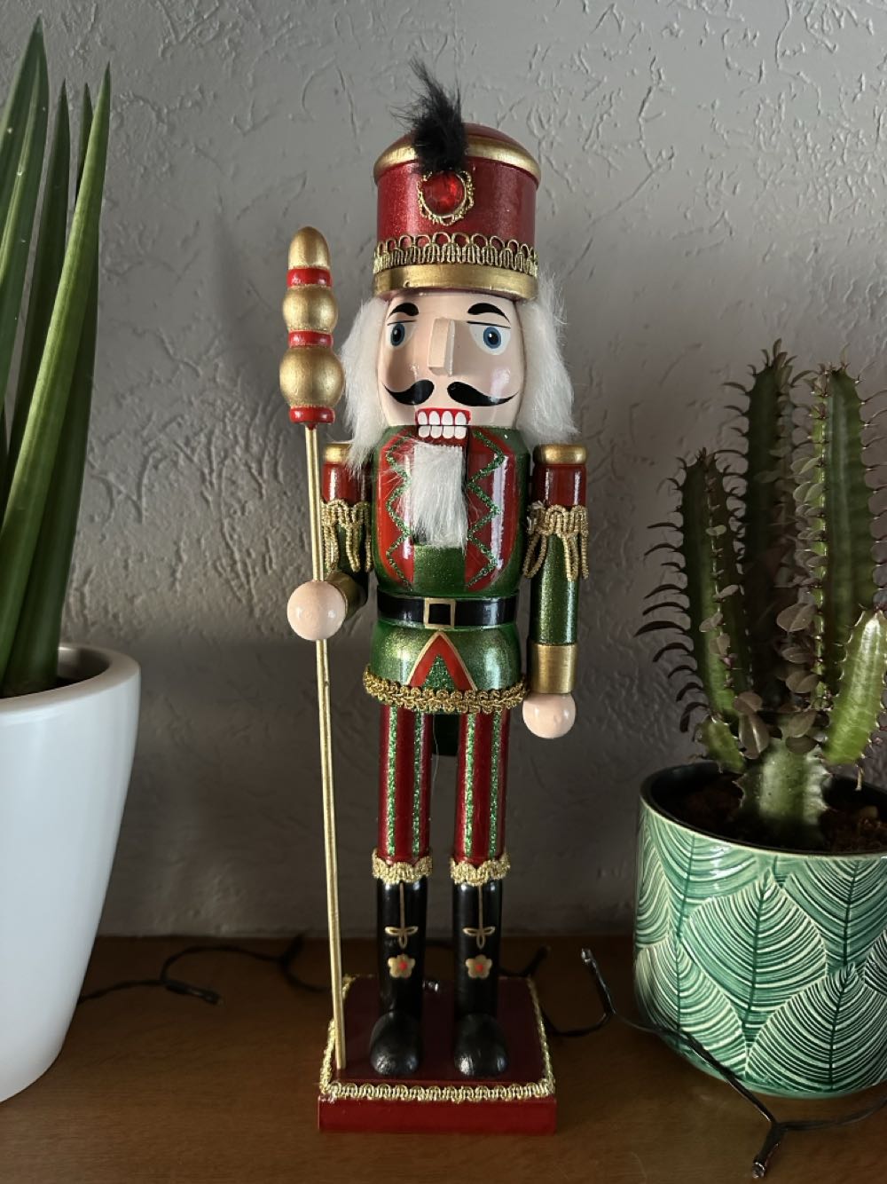 The Florida Aquarium Wooden Otter