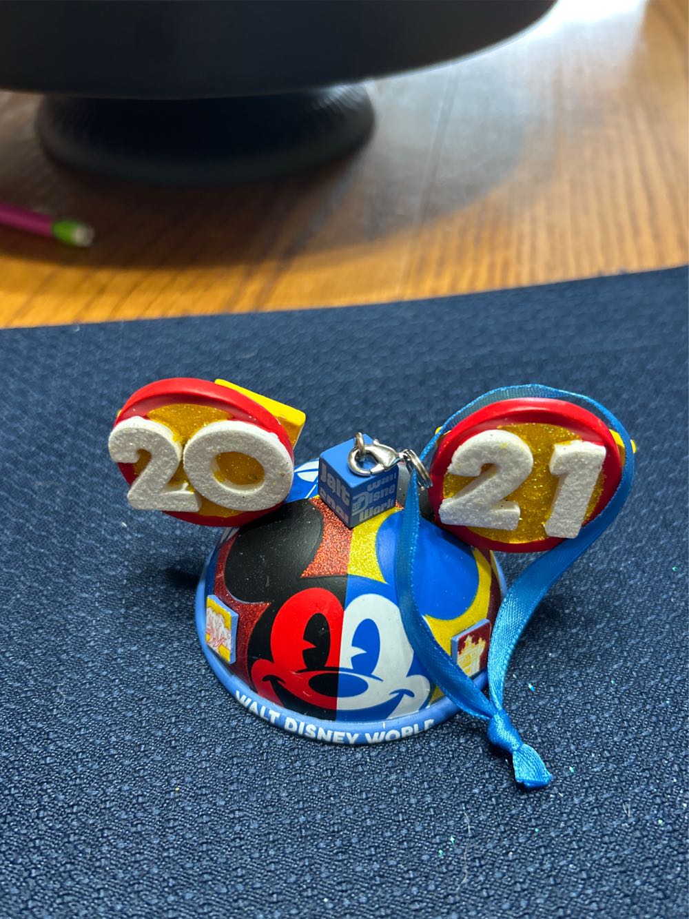 Coca-cola Polar Bears & Penguin on TeeterTotter