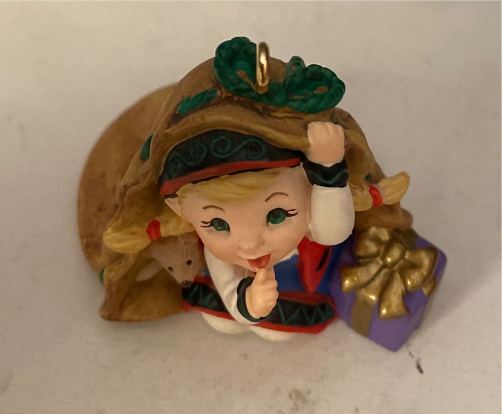 Curius the Elf - The Night Before The Night Before Christmas (Elf) ornament collectible - Main Image 4