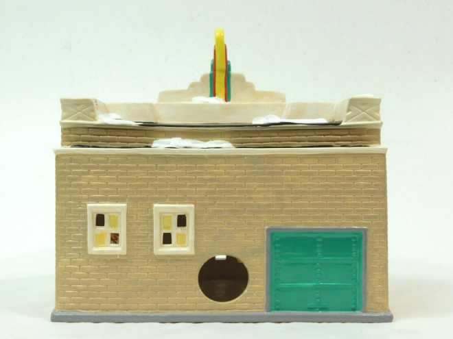 Dept. 56 - Paramount Theater #5142-0 - Original  Snow Village (Threater) ornament collectible - Main Image 2