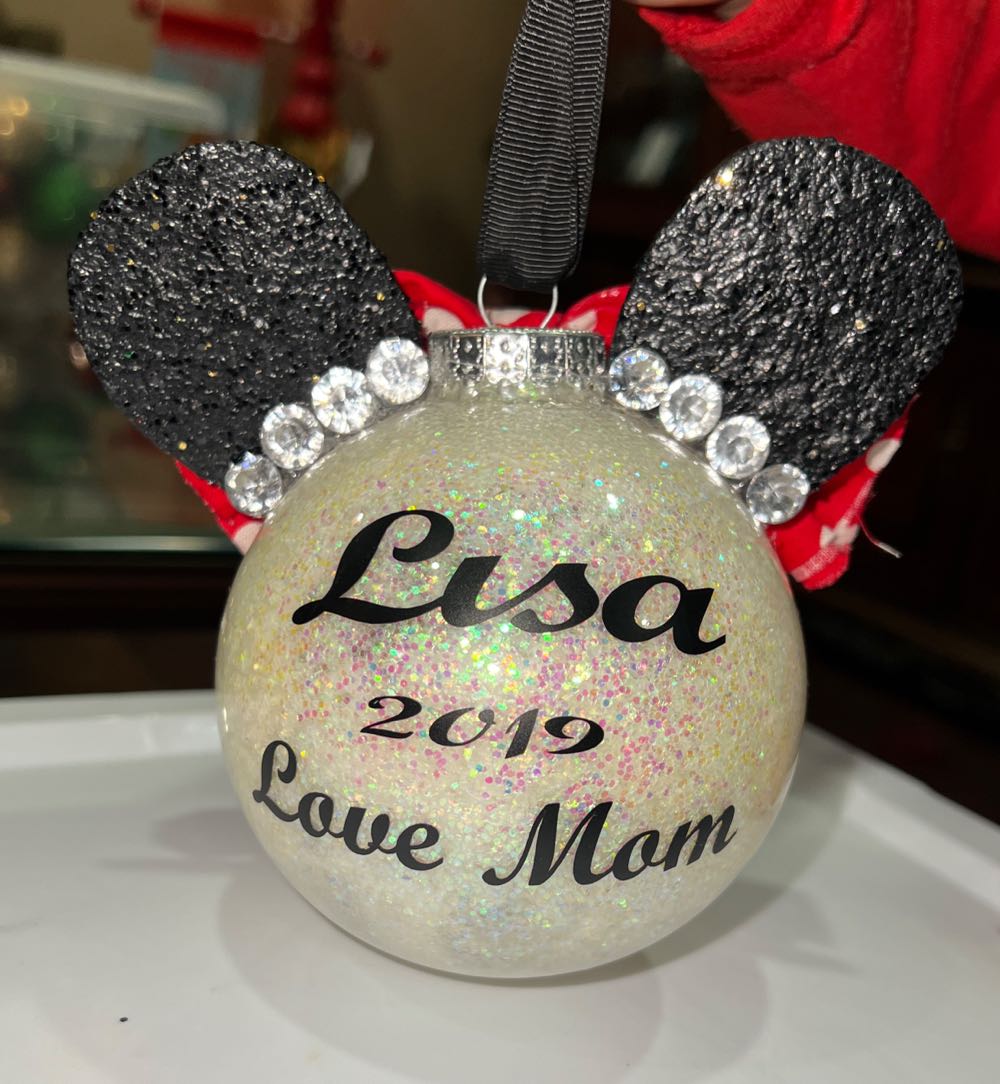 Minnie  ornament collectible - Main Image 2