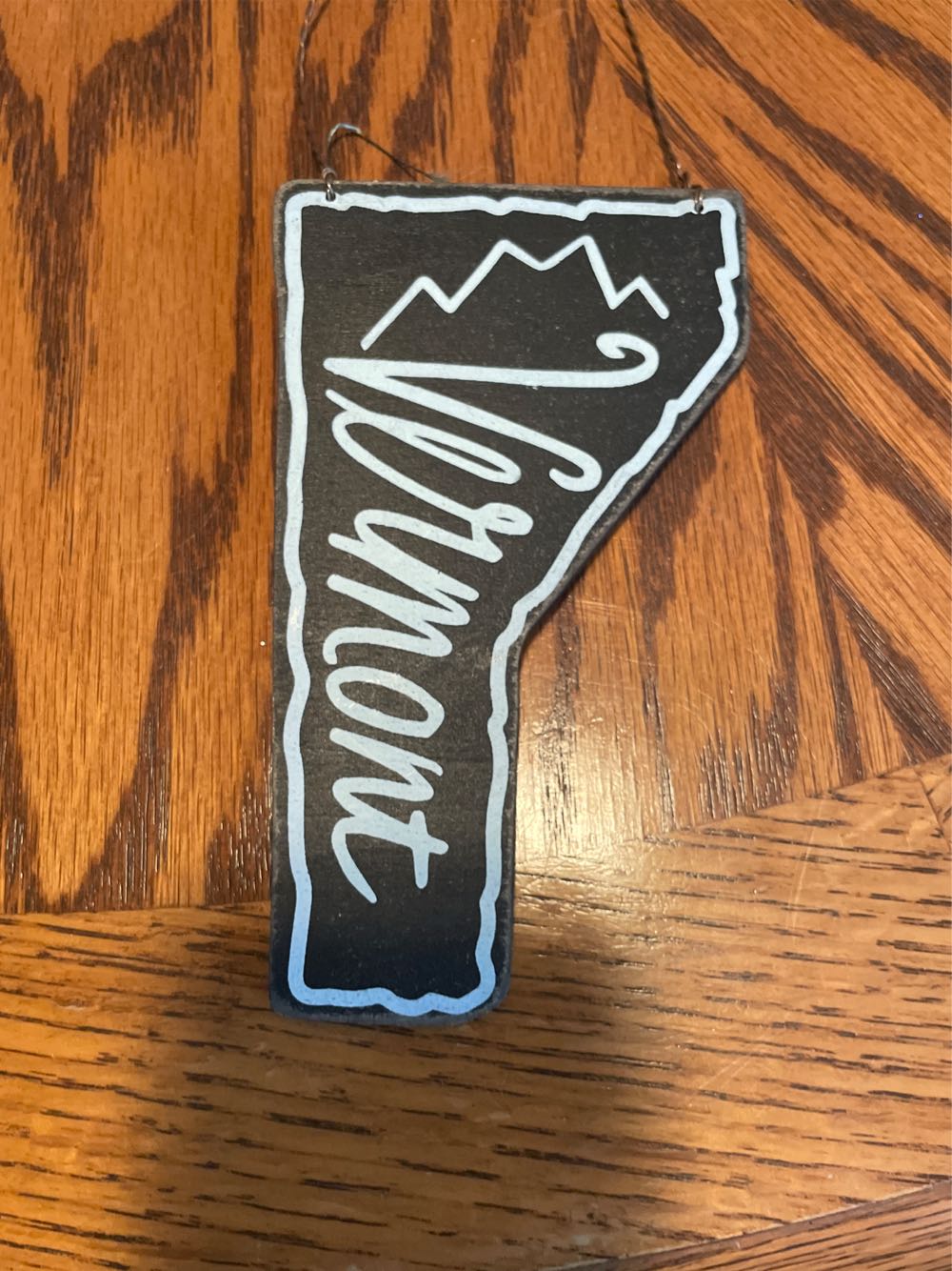 Swarovski SCS Annual Edition Christmas Feather 2024