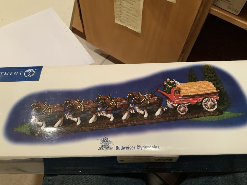 Budweiser Clydesdales Department 56 Snow Village Christmas #56.55256 - Snow Village ornament collectible [Barcode 734409331426] - Main Image 2