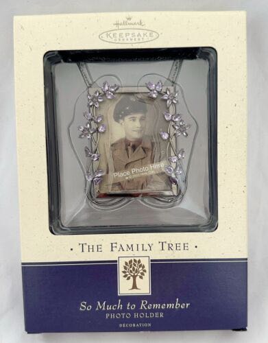 The Florida Aquarium Wooden Otter