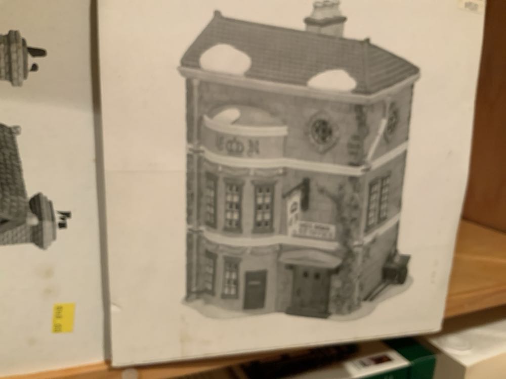 Hallmarks Hagrids Hut