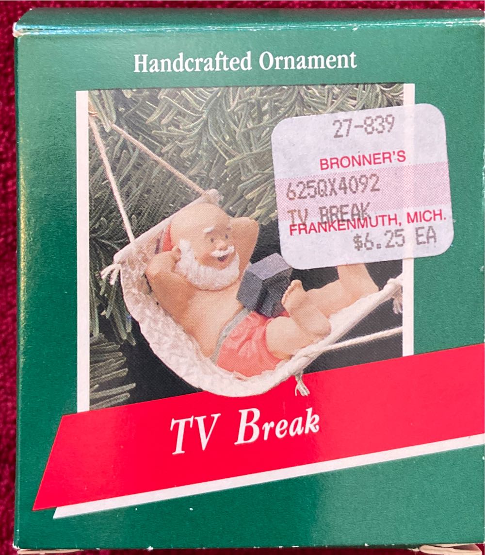 TV Break - No Series (Santa) ornament collectible - Main Image 2