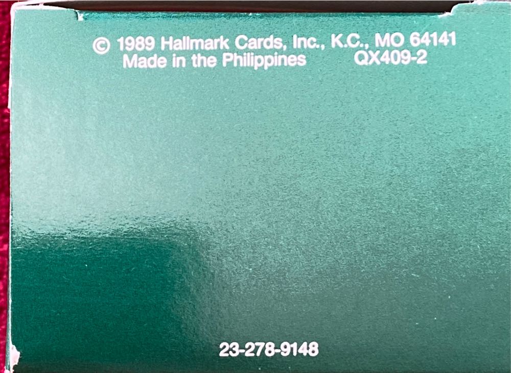 TV Break - No Series (Santa) ornament collectible - Main Image 4