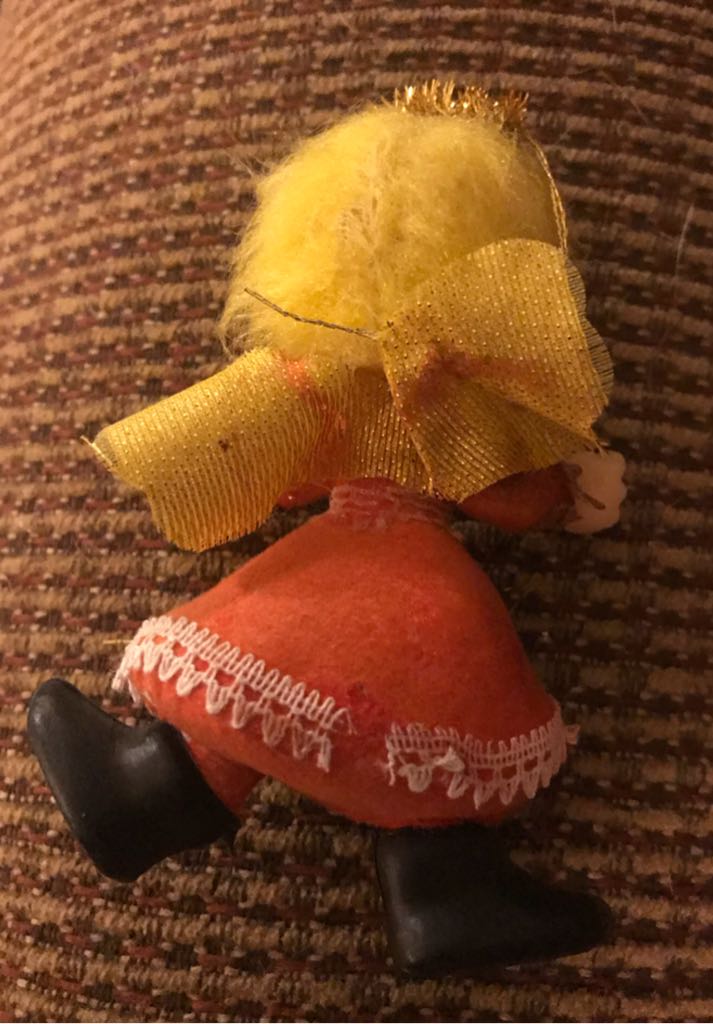 Flocked - Angel - Angel (Nativity) ornament collectible - Main Image 2