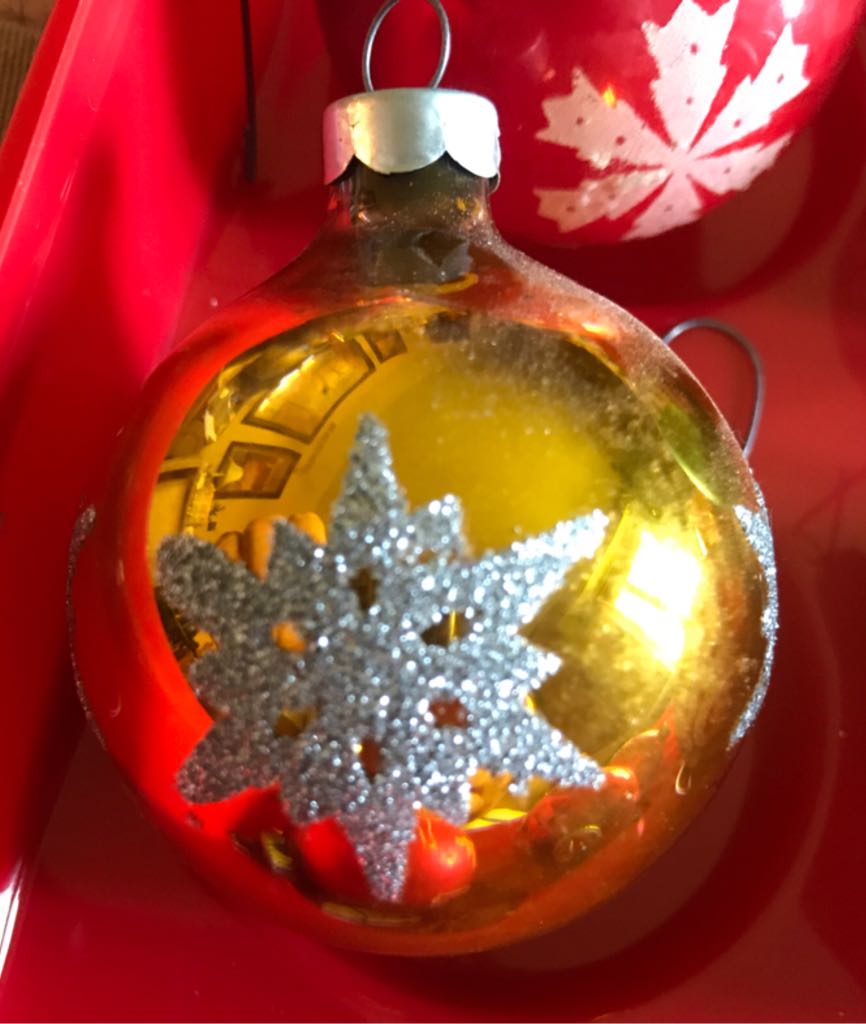 Rauch - Yellow - Glitter Snowflakes - Stencils (Rauch) ornament collectible - Main Image 1