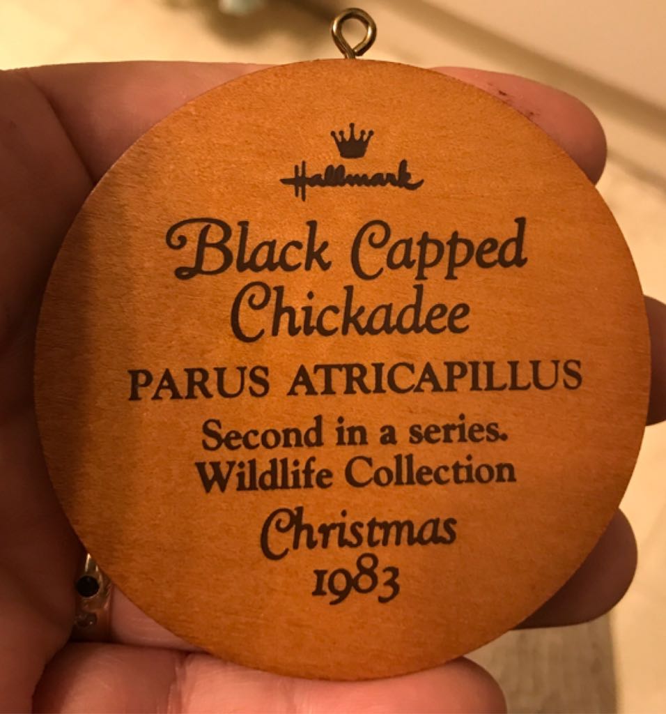 Holiday Wildlife Black Capped Chickadee - Holiday Wildlife (Collectable Series) ornament collectible - Main Image 2