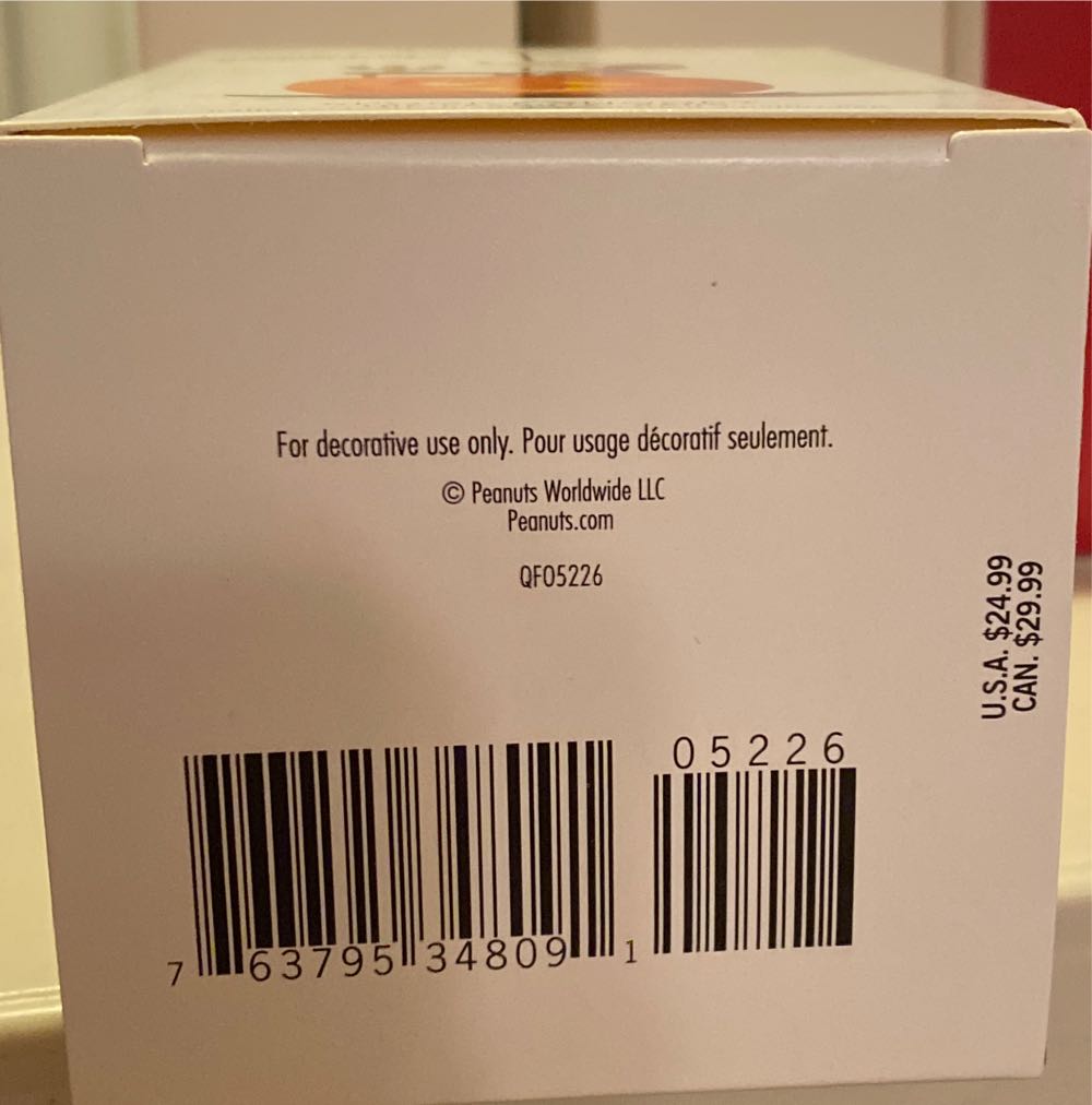 Spooky Snoopy - Snoopy (Halloween) ornament collectible [Barcode 763795348091] - Main Image 3